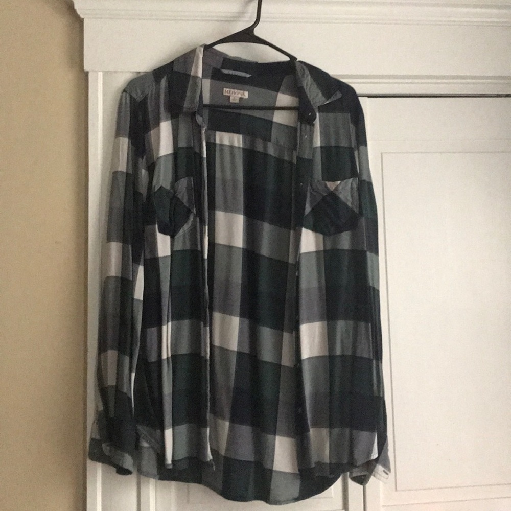 Green and white plaid flannel style button up